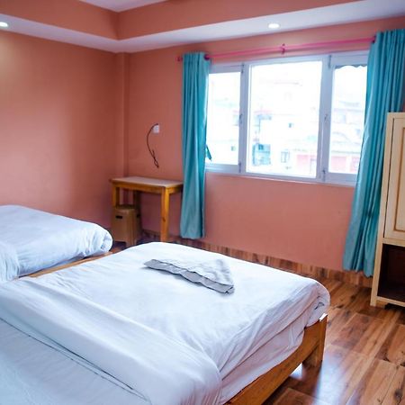 Hotel Olympus Pokhara Ngoại thất bức ảnh