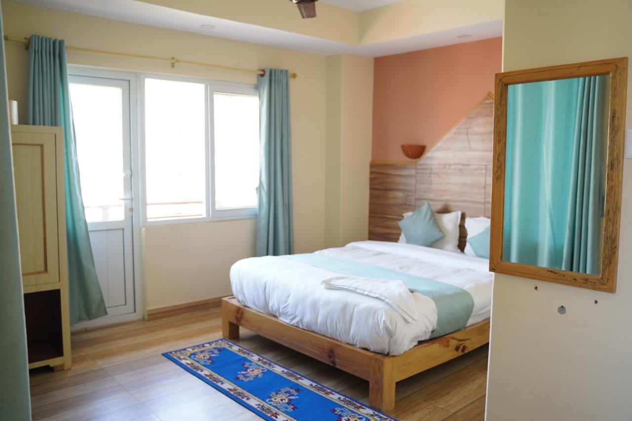 Hotel Olympus Pokhara Ngoại thất bức ảnh