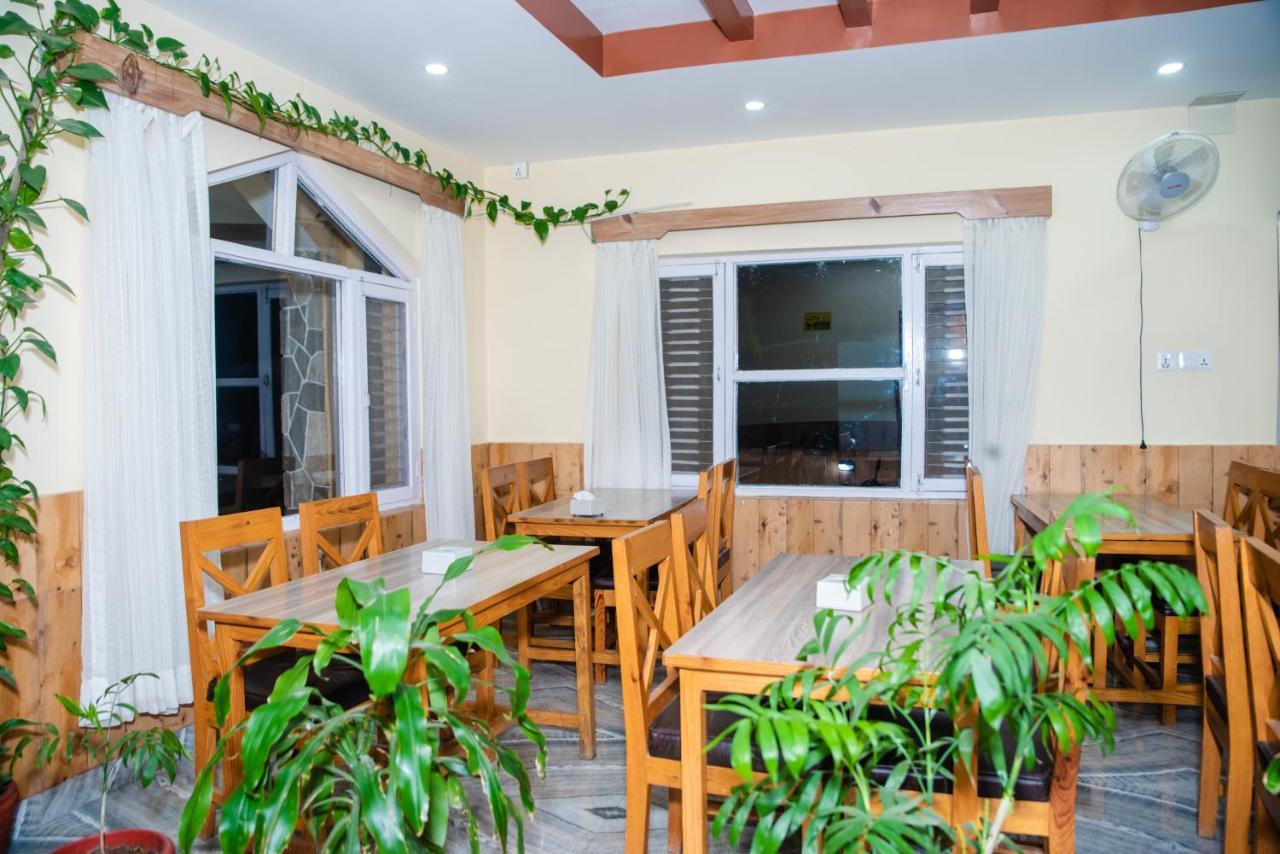 Hotel Olympus Pokhara Ngoại thất bức ảnh