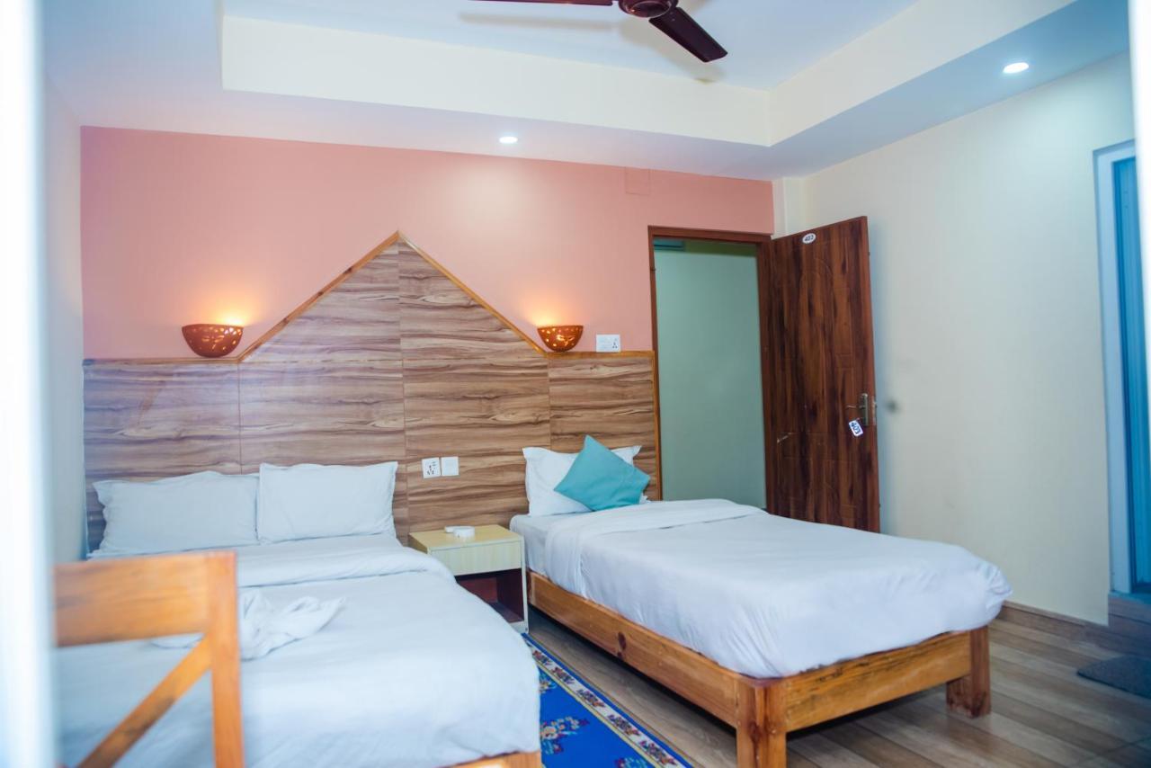 Hotel Olympus Pokhara Ngoại thất bức ảnh