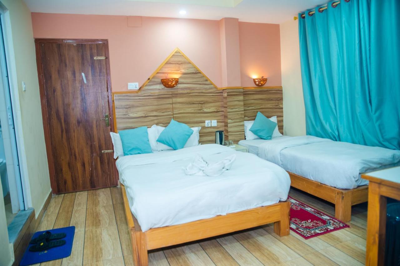 Hotel Olympus Pokhara Ngoại thất bức ảnh