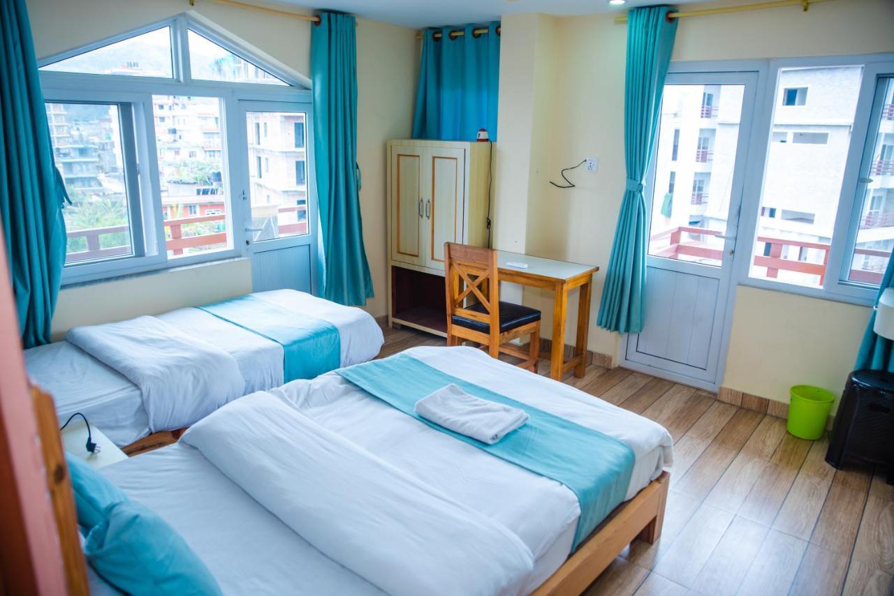 Hotel Olympus Pokhara Ngoại thất bức ảnh