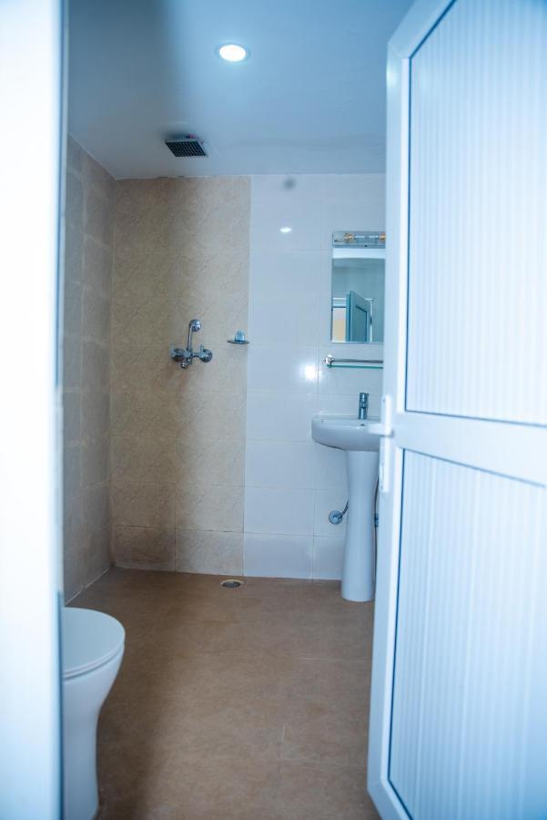Hotel Olympus Pokhara Ngoại thất bức ảnh
